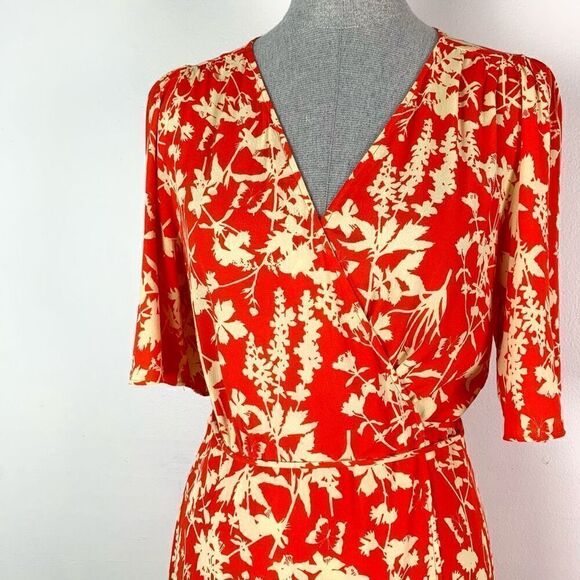 MNG Suit Floral Wrap Dress‎ - Picture 2 of 8